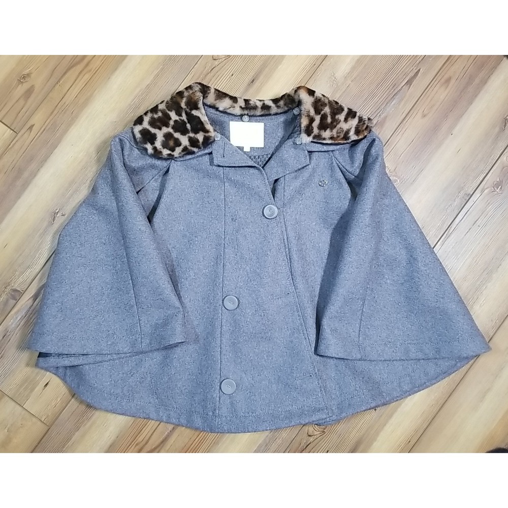 Gucci Kids Wool Coat Cape Size 8 NWOT Missing 1 Button Removable Leopard Collar